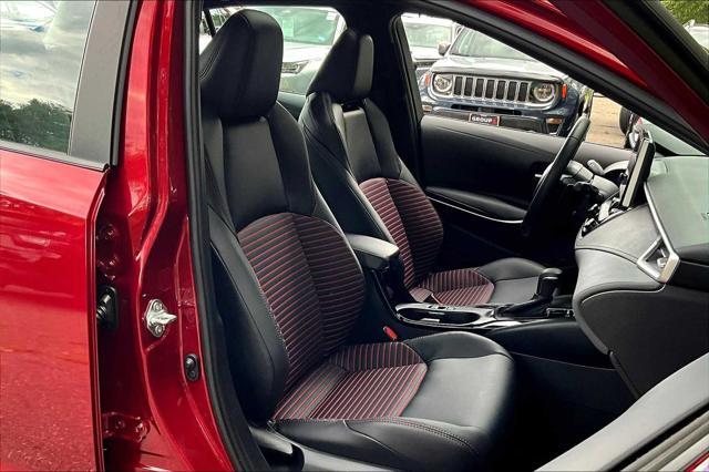 Photo of 2024 Ruby Flare Pearl/Midnight Black Metallic Toyota Corolla
