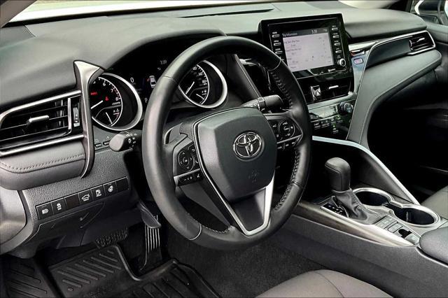 Photo of 2024 Ice Cap Toyota Camry