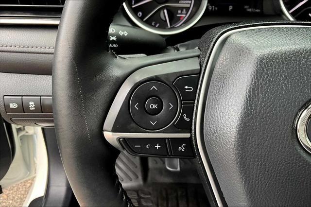 Photo of 2024 Ice Cap Toyota Camry