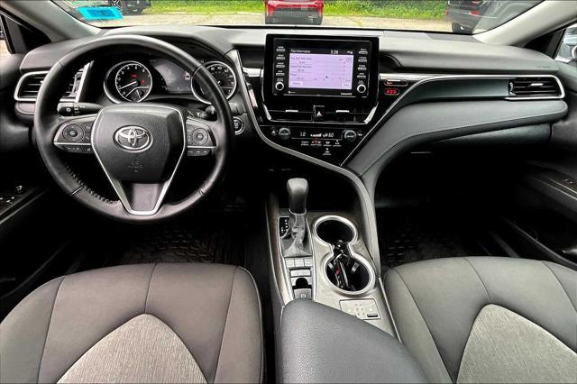 Photo of 2024 Ice Cap Toyota Camry