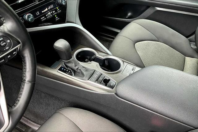 Photo of 2024 Ice Cap Toyota Camry