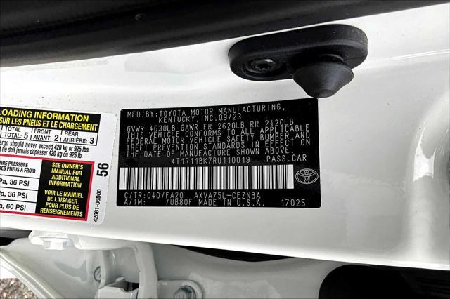 Photo of 2024 Ice Cap Toyota Camry