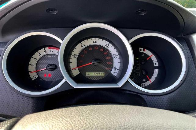 Photo of 2015 Silver Sky Metallic Toyota Tacoma