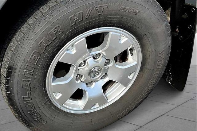 Photo of 2015 Silver Sky Metallic Toyota Tacoma