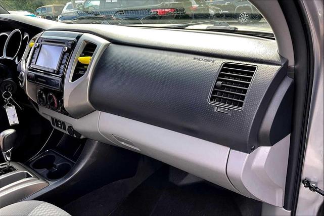 Photo of 2015 Silver Sky Metallic Toyota Tacoma
