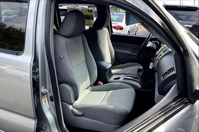 Photo of 2015 Silver Sky Metallic Toyota Tacoma