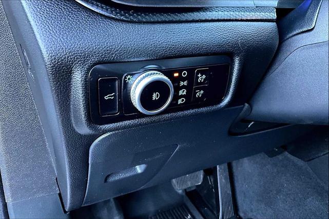 Photo of 2023 Star White Metallic Tri-Coat Ford Explorer