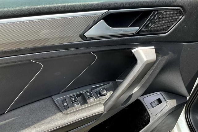 Photo of 2022 Pure White Volkswagen Tiguan
