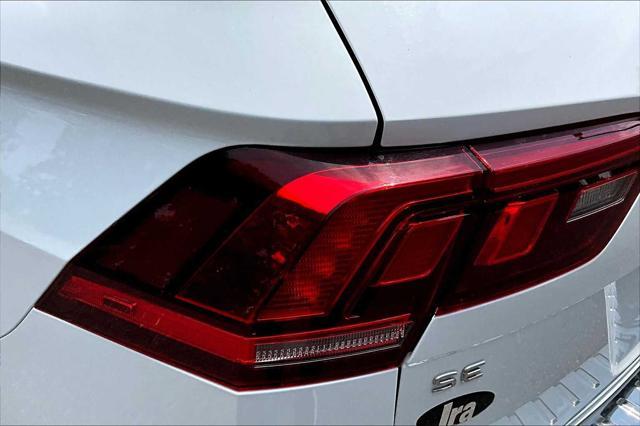Photo of 2022 Pure White Volkswagen Tiguan