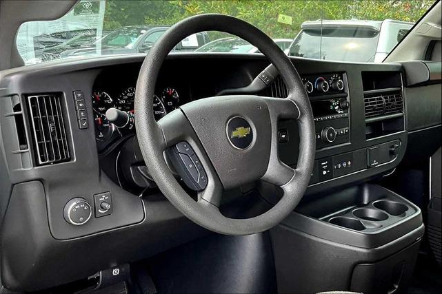 Photo of 2025 Summit White Chevrolet Express 3500