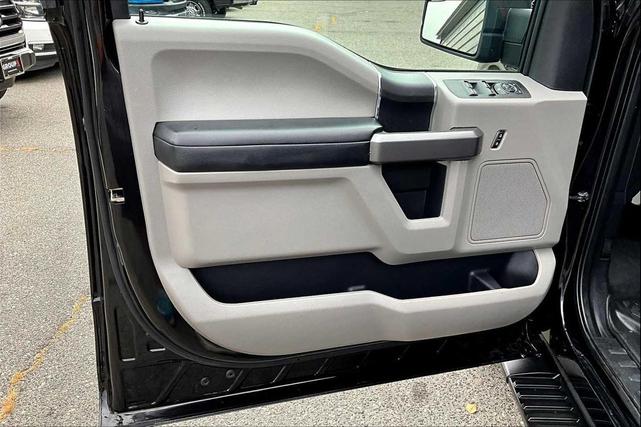 Photo of 2020 Agate Black Metallic Ford F-150