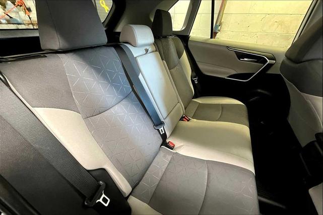 Photo of 2023 Ice Cap Toyota RAV4
