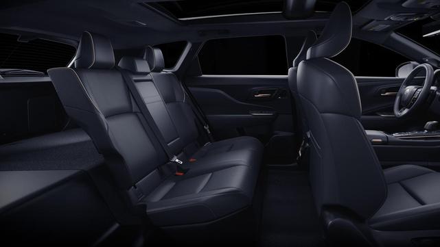 Photo of 2025 Blue Toyota Crown Signia