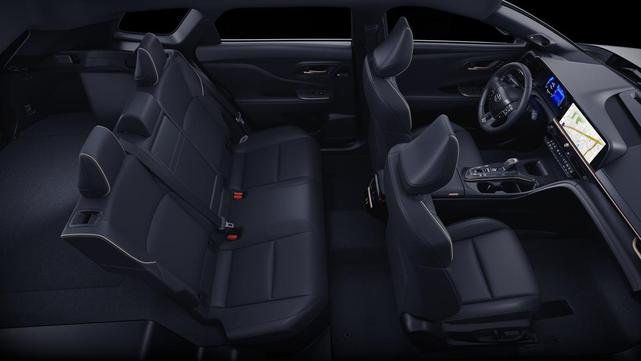 Photo of 2025 Blue Toyota Crown Signia
