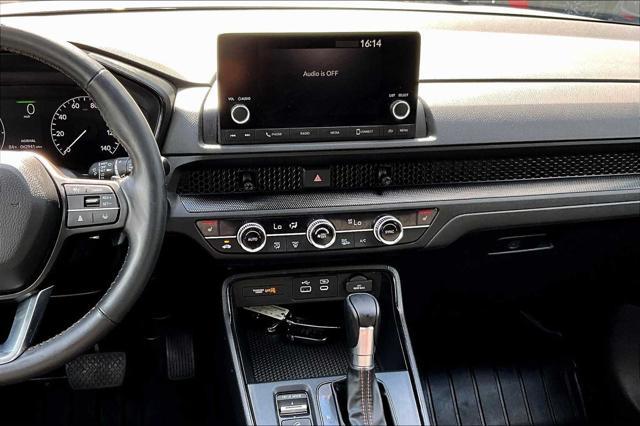 Photo of 2023 Platinum White Pearl Honda CR-V Hybrid