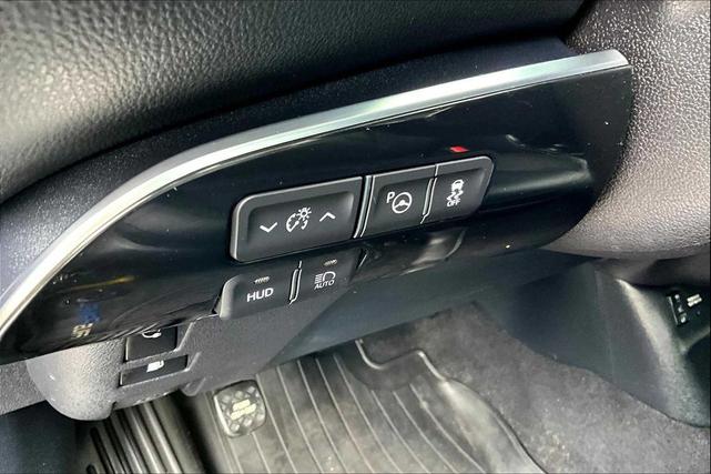 Photo of 2018 Titanium Glow Toyota Prius Prime