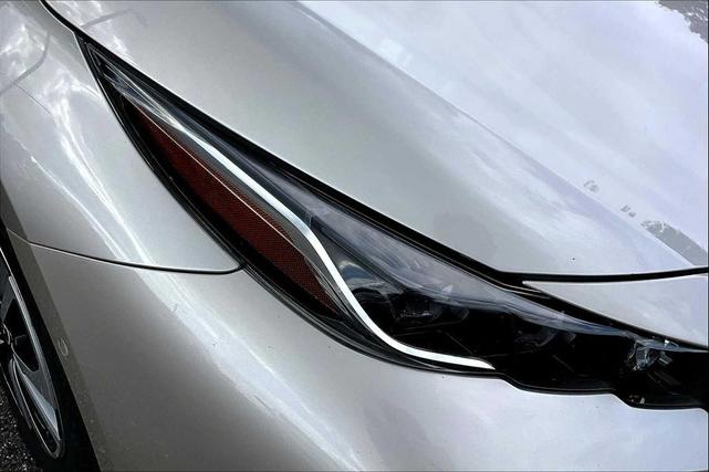 Photo of 2018 Titanium Glow Toyota Prius Prime