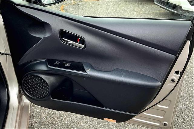 Photo of 2018 Titanium Glow Toyota Prius Prime