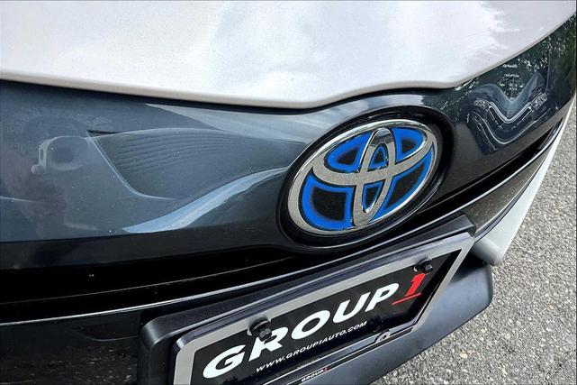 Photo of 2018 Titanium Glow Toyota Prius Prime
