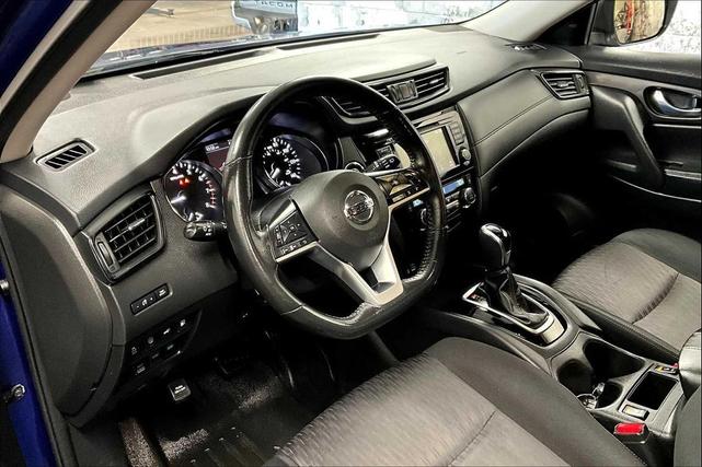 Photo of 2019 Caspian Blue Metallic Nissan Rogue