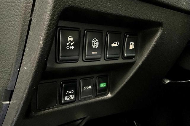 Photo of 2019 Caspian Blue Metallic Nissan Rogue
