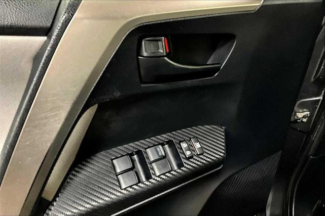 Photo of 2015 Magnetic Gray Metallic Toyota RAV4