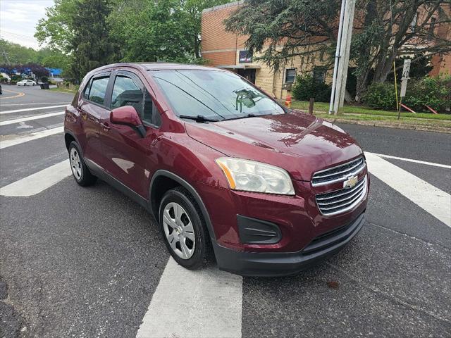 Photo of 2016 Crimson Metallic Chevrolet Trax