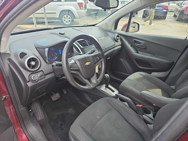 Photo of 2016 Crimson Metallic Chevrolet Trax