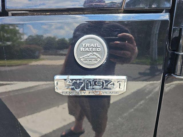 Photo of 2011 Black Clearcoat Jeep Wrangler