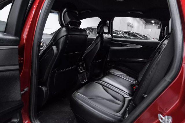 Photo of 2019 Red Lincoln Nautilus