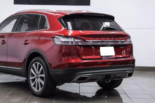 Photo of 2019 Red Lincoln Nautilus