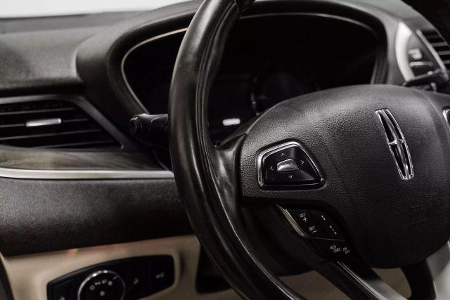 Photo of 2019 Red Lincoln MKC