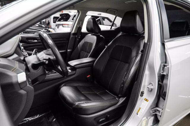 Photo of 2022 Silver Nissan Altima