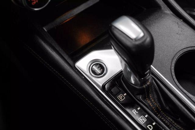 Photo of 2022 Silver Nissan Altima