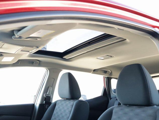 Photo of 2018 Palatial Ruby Nissan Rogue Sport