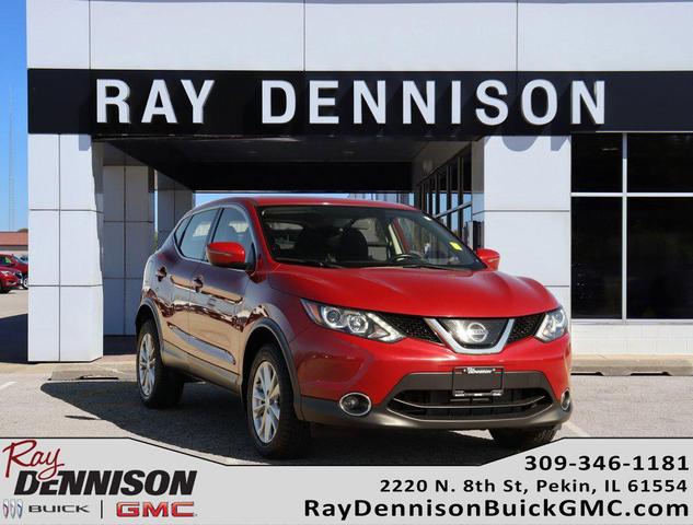 Photo of 2018 Palatial Ruby Nissan Rogue Sport