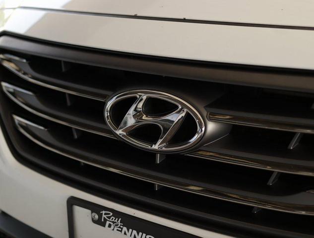 Photo of 2017 Quartz White Pearl Hyundai SONATA