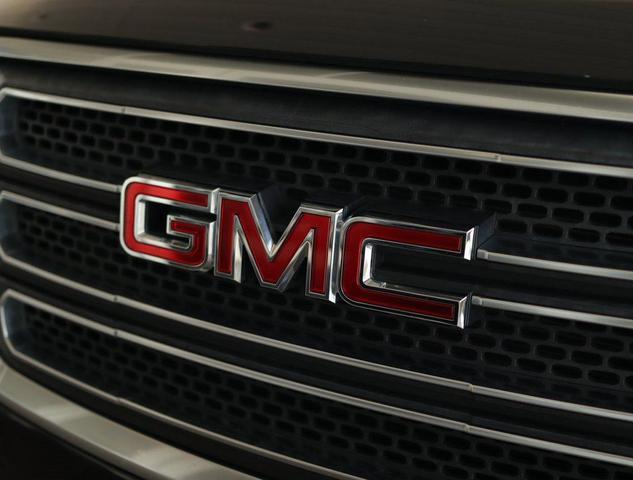 Photo of 2015 Carbon Black Metallic GMC Acadia
