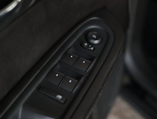 Photo of 2015 Carbon Black Metallic GMC Acadia