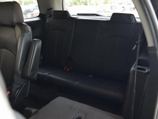Photo of 2015 Carbon Black Metallic GMC Acadia