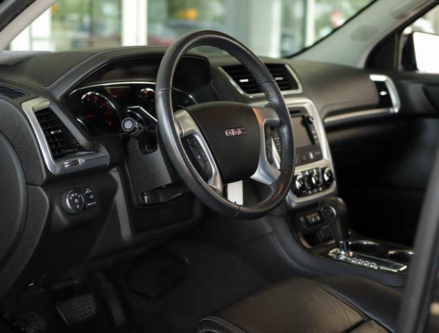Photo of 2015 Carbon Black Metallic GMC Acadia