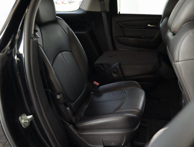 Photo of 2015 Carbon Black Metallic GMC Acadia