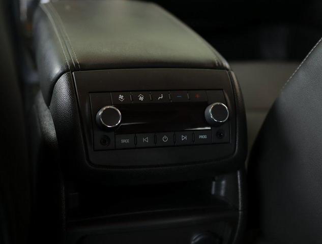 Photo of 2015 Carbon Black Metallic GMC Acadia