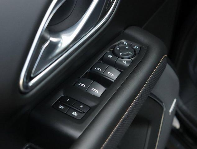 Photo of 2023 Onyx Black GMC Yukon