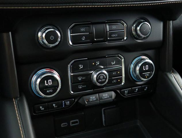 Photo of 2023 Onyx Black GMC Yukon