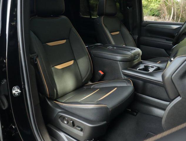 Photo of 2023 Onyx Black GMC Yukon