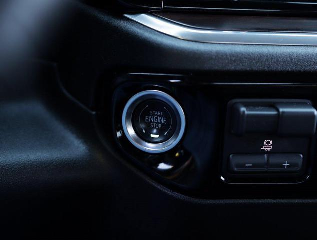 Photo of 2025 Sterling Metallic GMC Sierra 1500