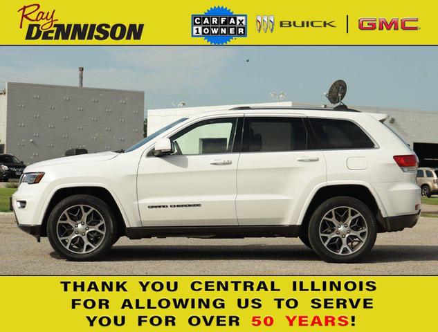 Photo of 2018 Bright White Clearcoat Jeep Grand Cherokee