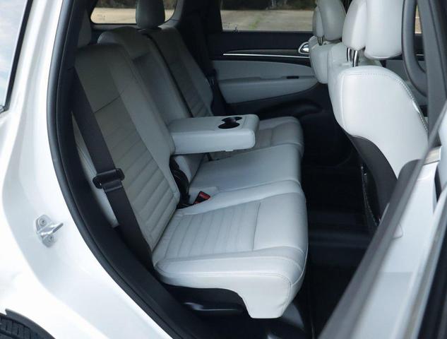 Photo of 2018 Bright White Clearcoat Jeep Grand Cherokee