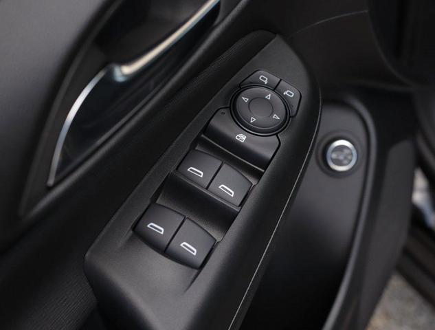 Photo of 2025 Ebony Twilight Metallic Buick Envista